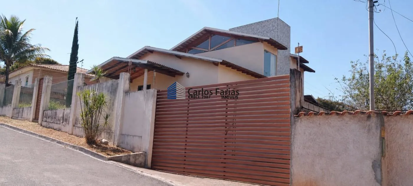 Foto do imóvel Casa em Condomínio para Venda em Brasília, Setor Habitacional Jardim Botânico, 4 dormitórios, 1 suíte, 5 banheiros, 2 vagas