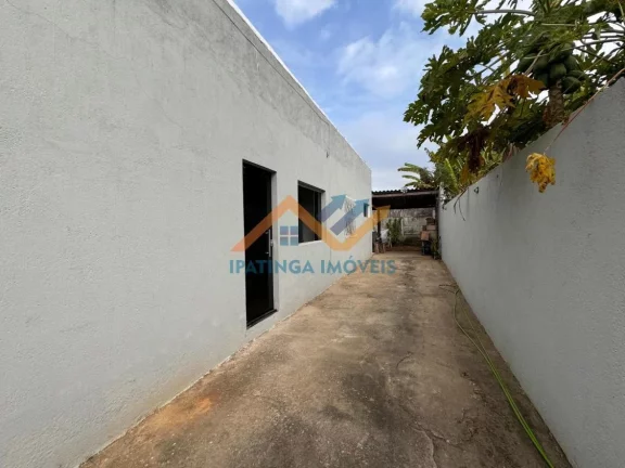 Imagem Casa espaçosa e bem localizada no bairro Porto Seguro.