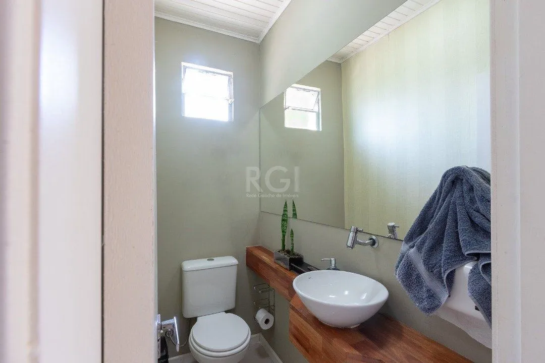 Imagem Casa para Venda - 199.62m², 5 dormitórios, 15 vagas - Tristeza