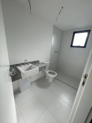 Imagem VILA ROMANA Apto 132m² em Excelente localização, próximo a hospitais.