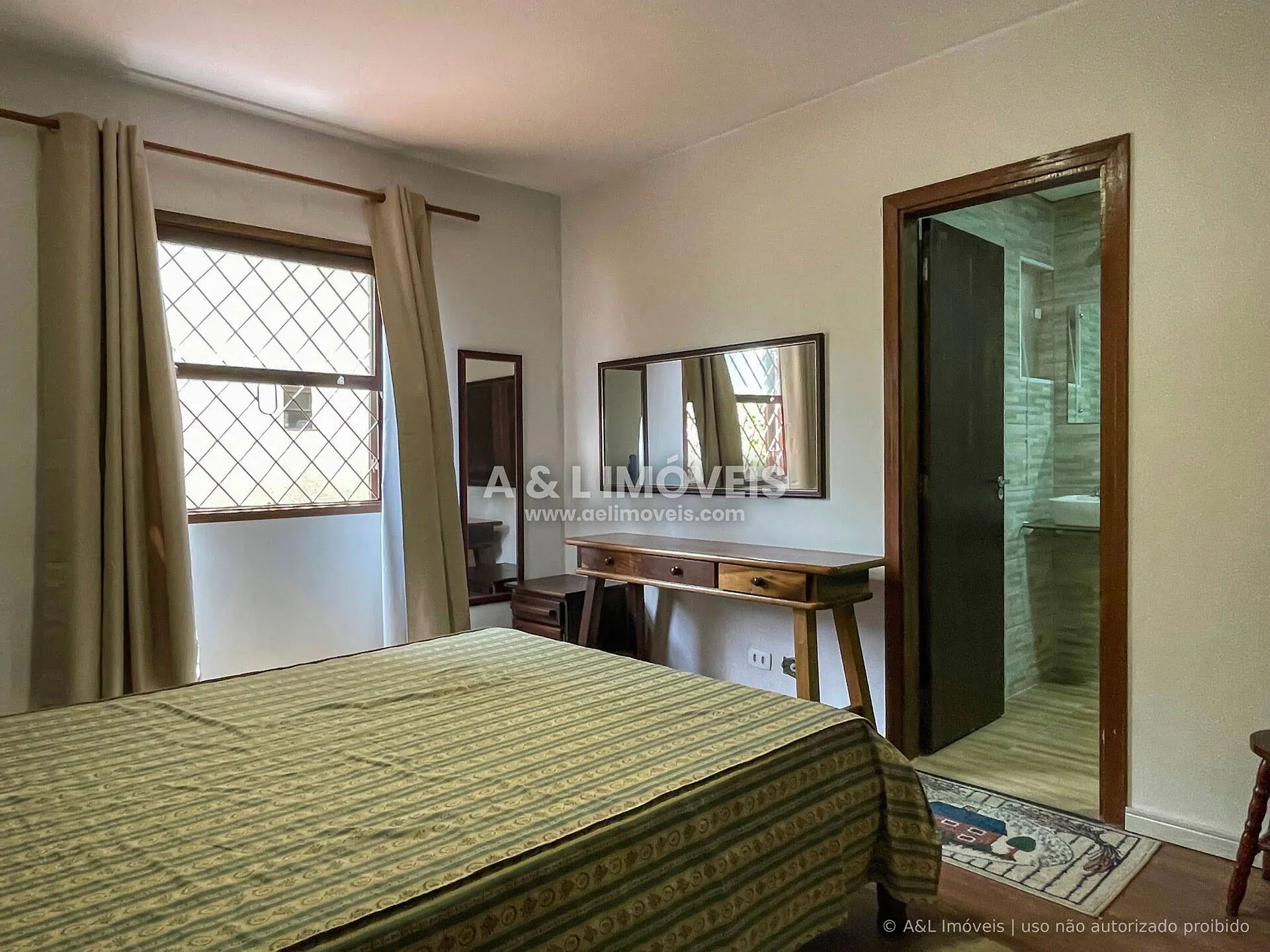 Imagem Apartamento Capivari | Campos do Jordão | 125 m², Lareira, Mobiliado