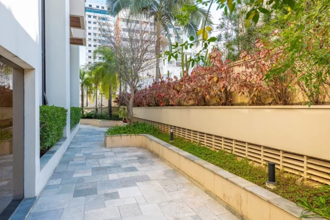 Imagem Apartamento à venda em São Paulo, Moema, com 4 quartos, 200m2