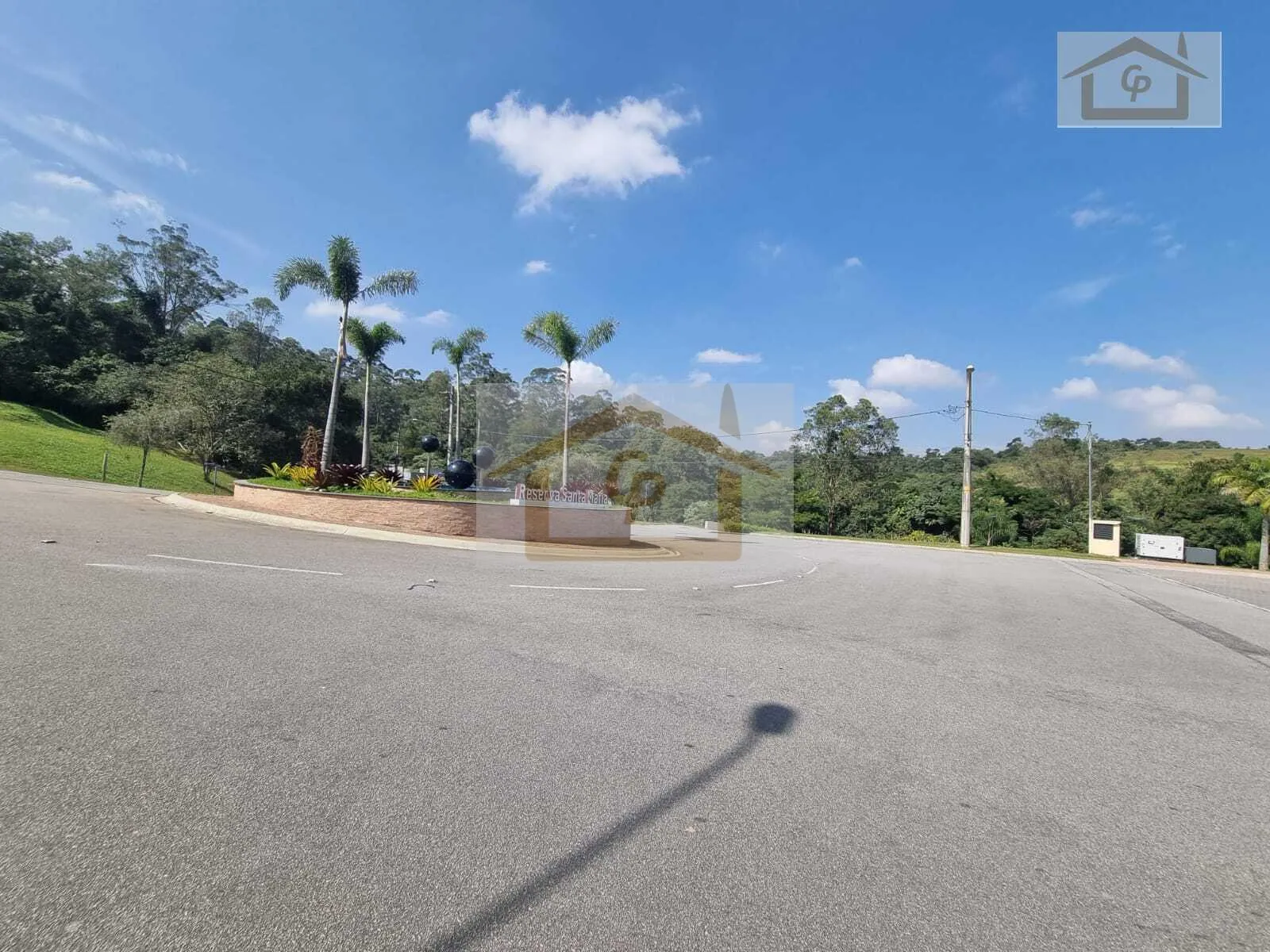 Imagem Terreno diferenciado! 640 metros, Topografia Aclive