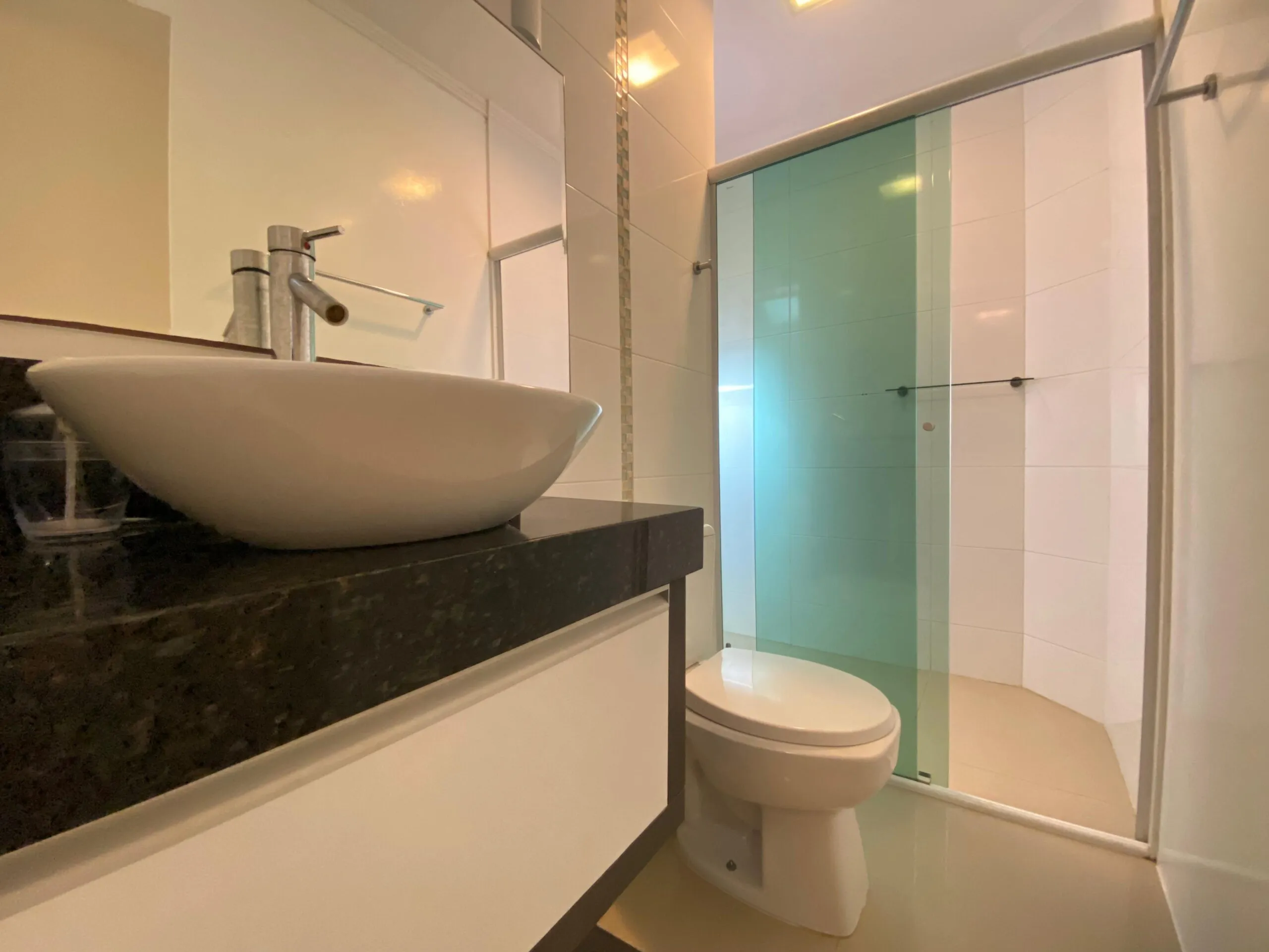 Imagem Apartamento com vista para o mar à venda com 138m2 por R$ 1.800.000,00