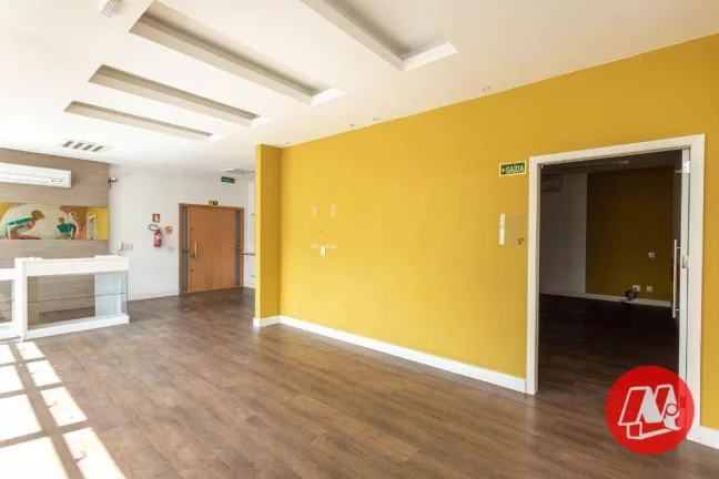 Imagem Aluga-se Sobreloja com 156 m² no Bairro Rio Branco - Porto Alegre/RS