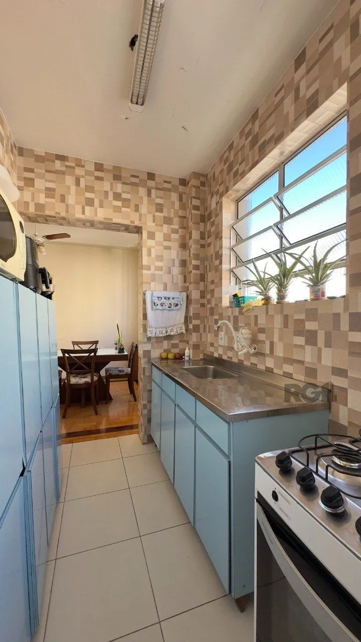 Imagem APARTAMENTO 3 DORMITÓRIOS, DE FRENTE E REFORMADO, NO CENTRO HISTÓRICO