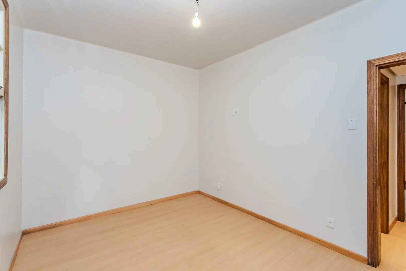 Imagem Apartamento no bairro Petrópolis de 2 dormitórios térreo com pátio DESOCUPADO