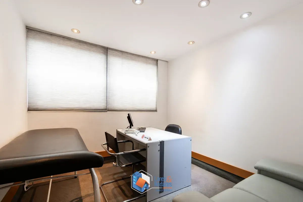 Imagem Conjunto comercial para venda em Jardim Paulista, 90m²