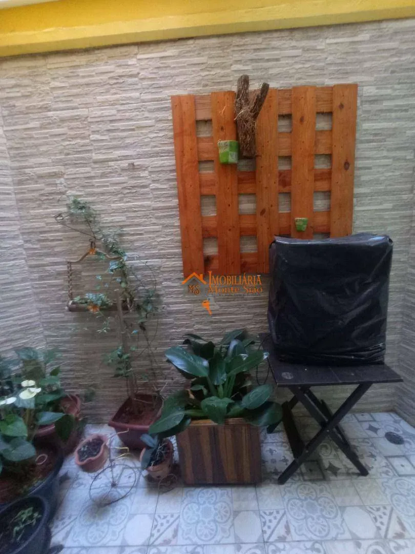 Imagem Sobrado com 5 dormitórios à venda, 200 m² por R$ 650.000,00 - Parque Flamengo - Guarulhos/SP