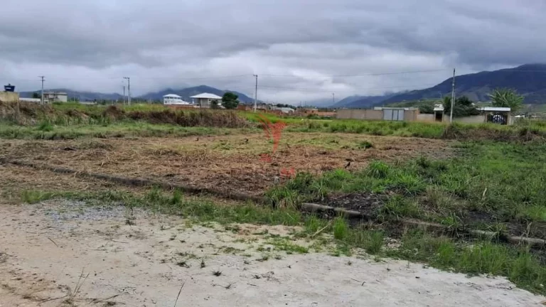 Imagem Vendo Excelente Terreno