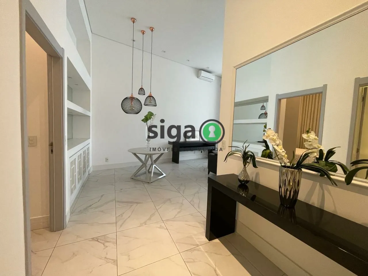 Imagem Apto com 85m², no Brooklin, com 1 suite, lavabo, 2 vagas e Pé direito duplo para locação