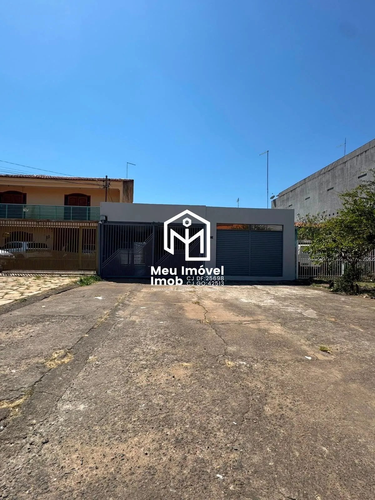 Imagem Casa 6 Quartos 1 Vaga 300m² Reformada Taguatinga/DF