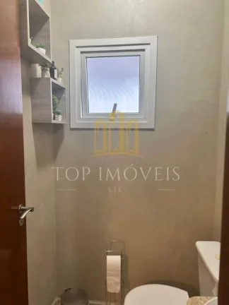 Imagem linda casa dois dormitórios suíte espaço gourmet em condominio fechado