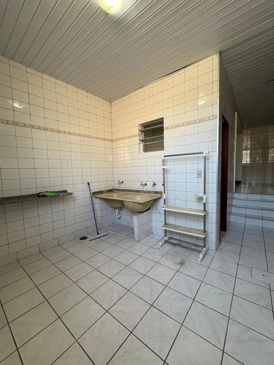Imagem VENDO LINDA CASA NO BAIRRO JARDIM ALZIRA!