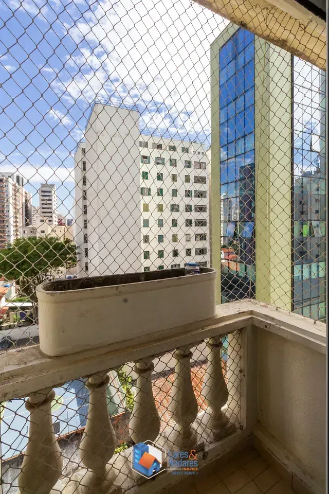 Imagem Apartamento para venda em Pacaembu com 3 quartos, sendo 1 suíte, 115m²