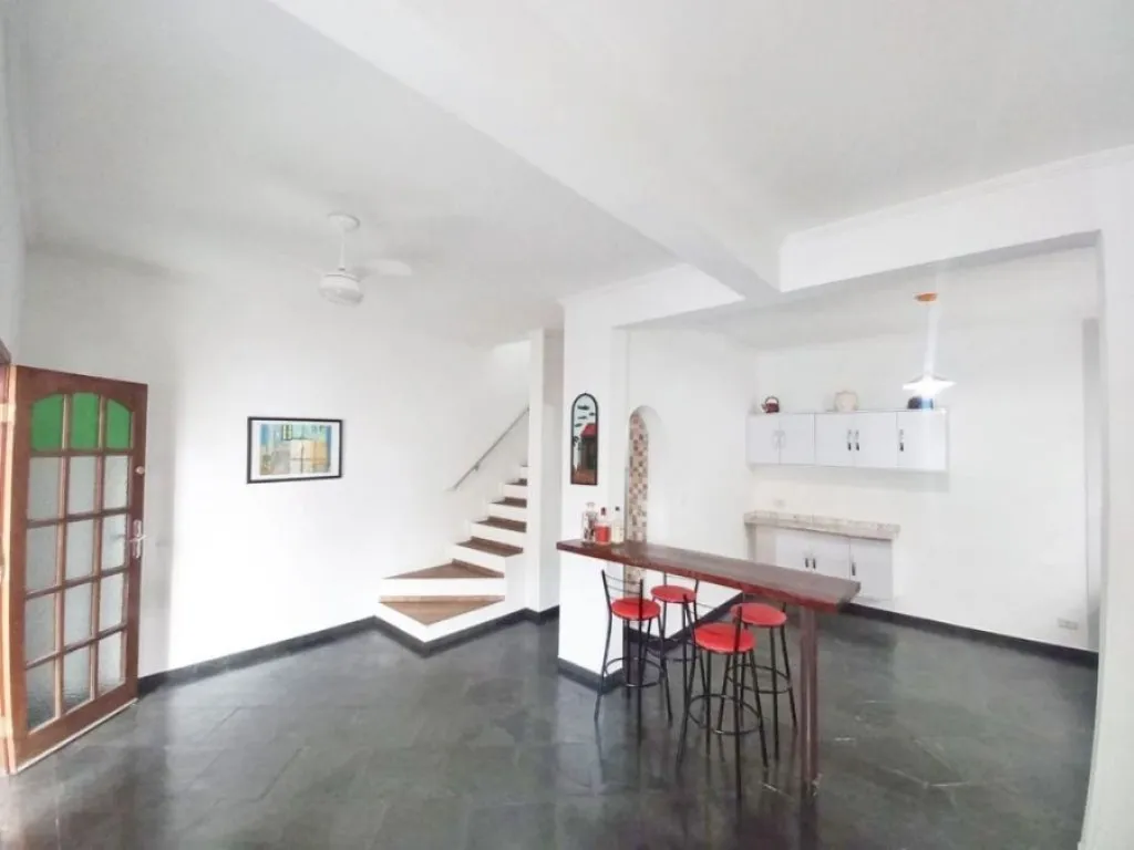 Imagem CASA COM 130,00 m² - AVIAÇÃO - PRAIA GRANDE SP