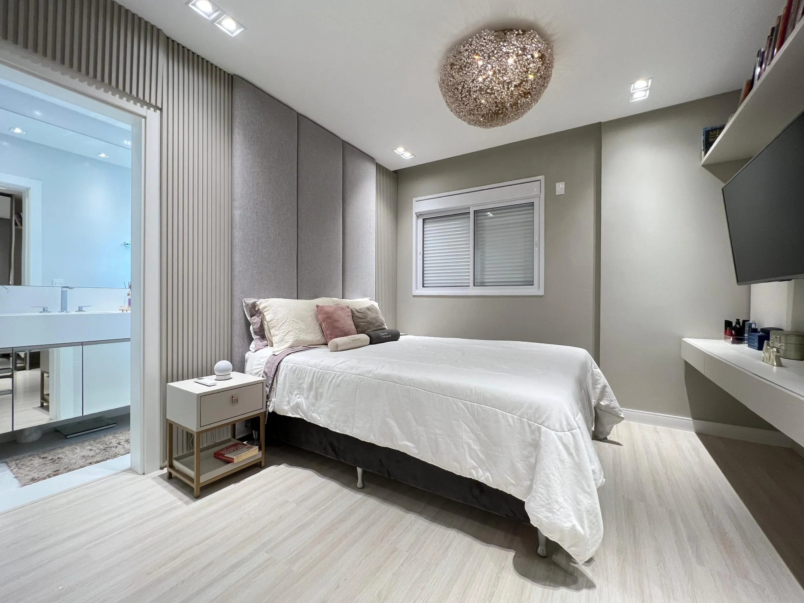 Imagem Apartamento à venda com 145.79m2 por R$ 2.690.000,00
