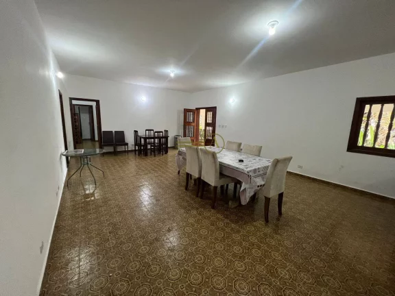 Imagem Casa a venda 5 lotes no Centro de Peruíbe 100 metros da praia em Peruíbe