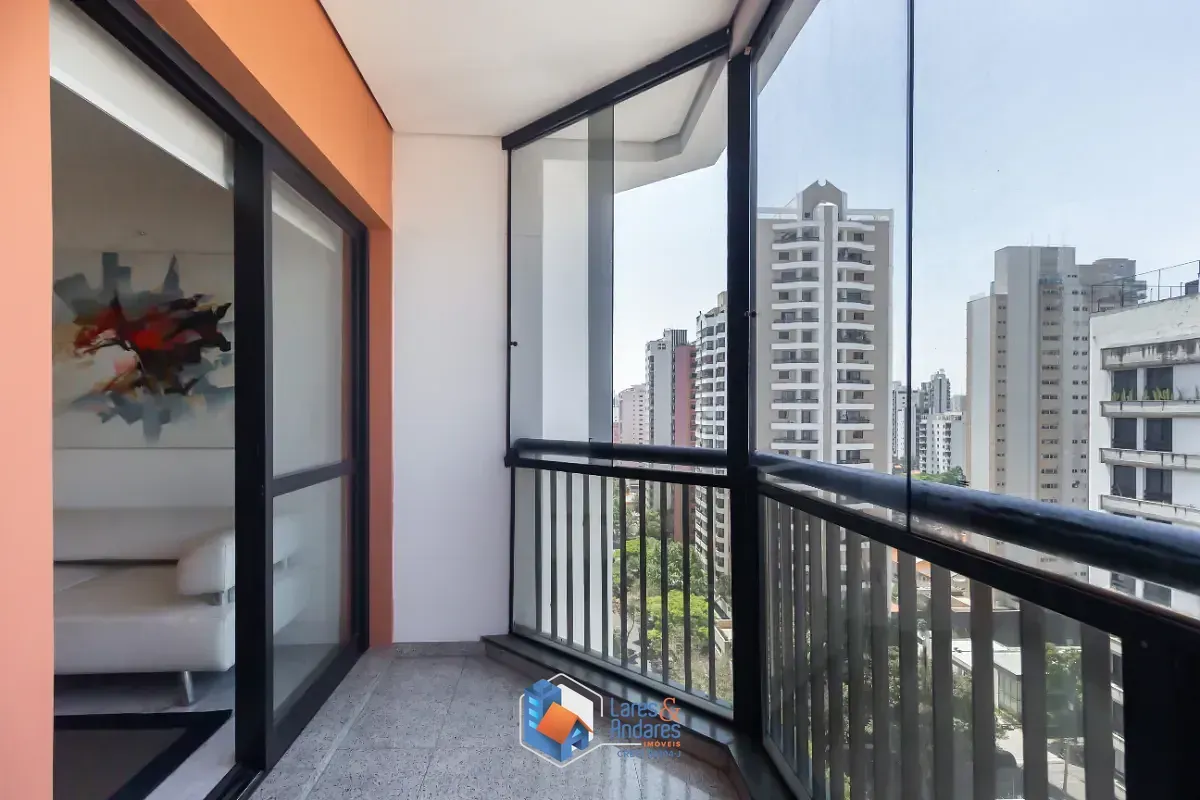 Imagem Cobertura para venda em Moema com 4 quartos, sendo 2 suítes, 206m²