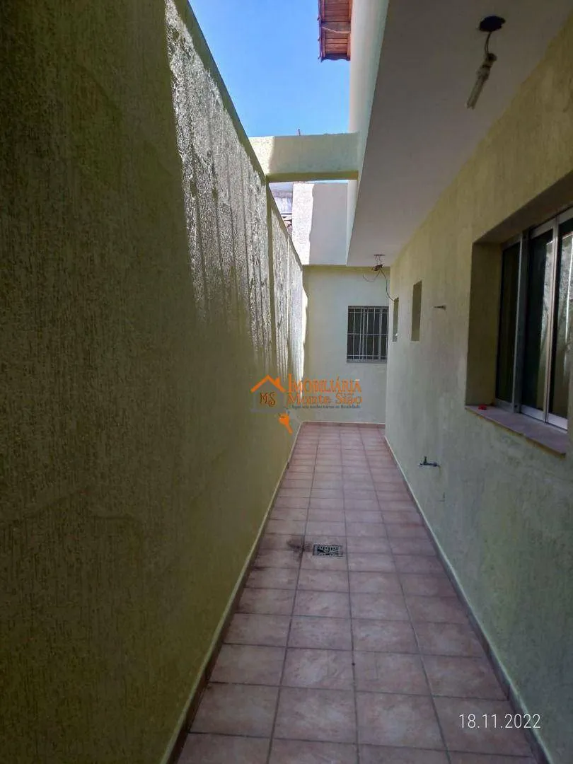 Imagem Sobrado com 3 dormitórios à venda, 153 m² por R$ 700.000,00 - Jardim São Francisco - Guarulhos/SP