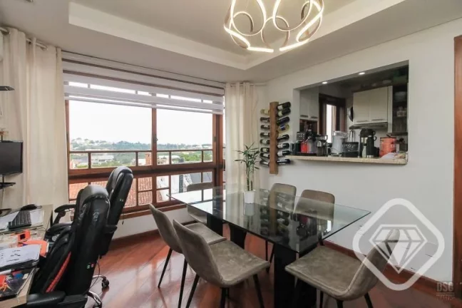 Imagem Casa em condomínio com vista, lareira e piscina - tranquilidade e privacidade na zona sul

A Brilha...