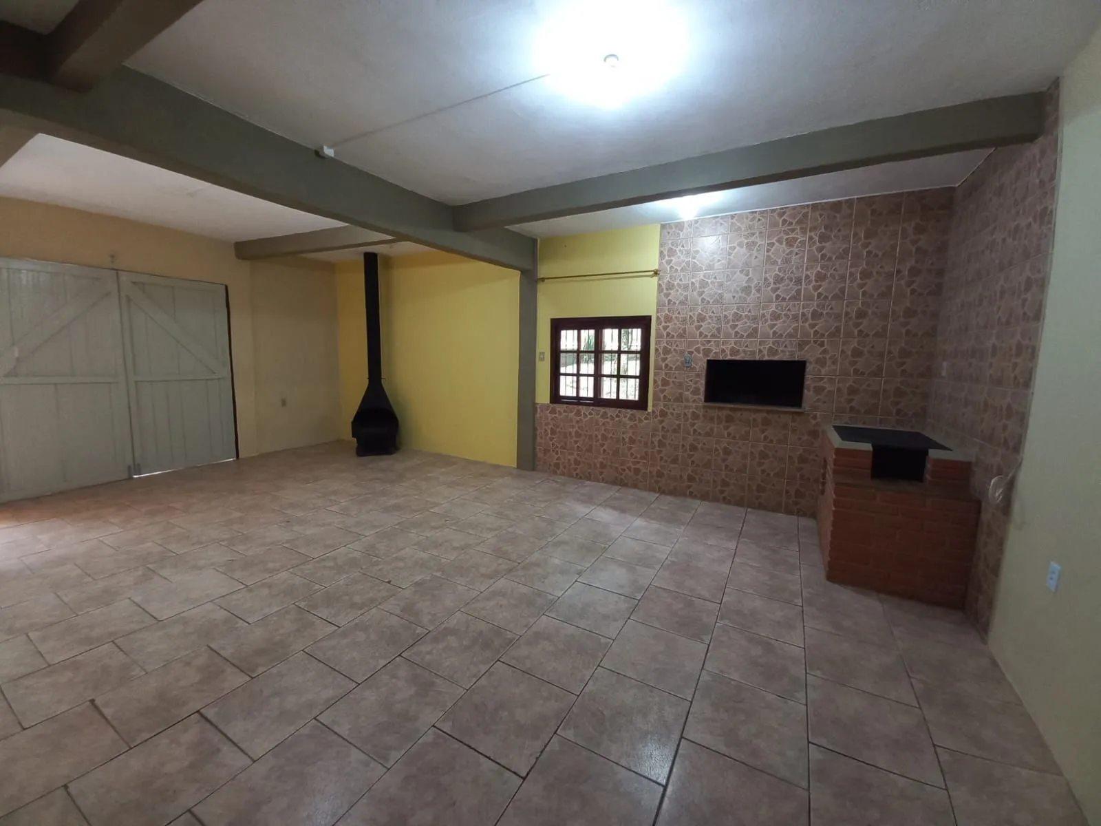 Imagem Casa com 2 dormitórios - 1 suíte - Viamão