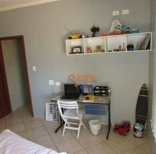 Imagem Casa com 3 dormitórios à venda, 209 m² por R$ 550.000,00 - Jardim City - Guarulhos/SP