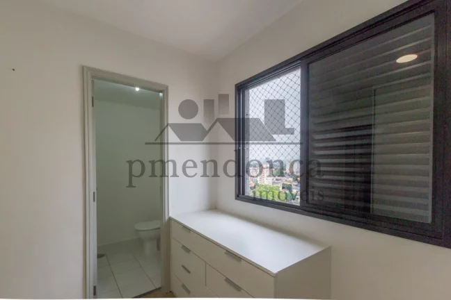 Imagem Apartamento a venda na Rua Tonelero com 2 suites) e 2 vagas, 70m²