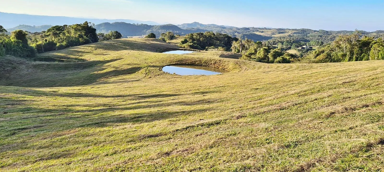 Imagem Oportunidade Única! Terreno com 4 Lagos e Escritura Pública em Rancho Queimado - 27,6 ha