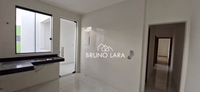Imagem Casa disponível para venda no bairro Santa Fé - Betim/MG.