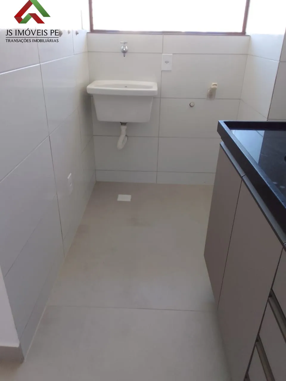 Imagem Apartamento1 quarto para locação em Piedade, Jaboatão dos Guararapes-PE: 1 quarto, 1 suíte, 1 sala, 1 banheiro, 1 vaga - 33m².