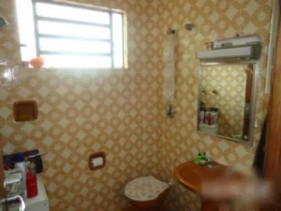 Imagem Casa para Venda - 174m², 3 dormitórios, sendo 1 suites, Belém Novo