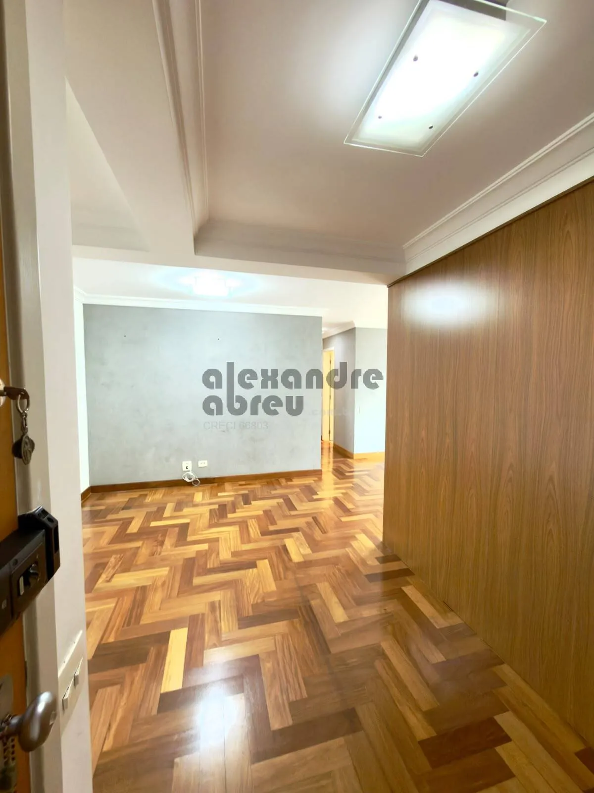 Imagem Apartamento com 2 dormitórios(1 suíte) 2 vagas em excelente localização.