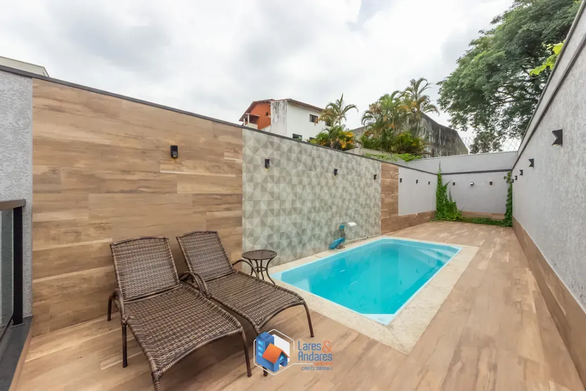 Imagem Casa em condomínio para venda em Vila Pirituba com 4 quartos, sendo 2 suítes, 300m²