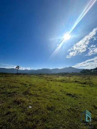 Imagem Terreno de frente pra Rodovia com, 110 de frente X 800 fundos em São José SC