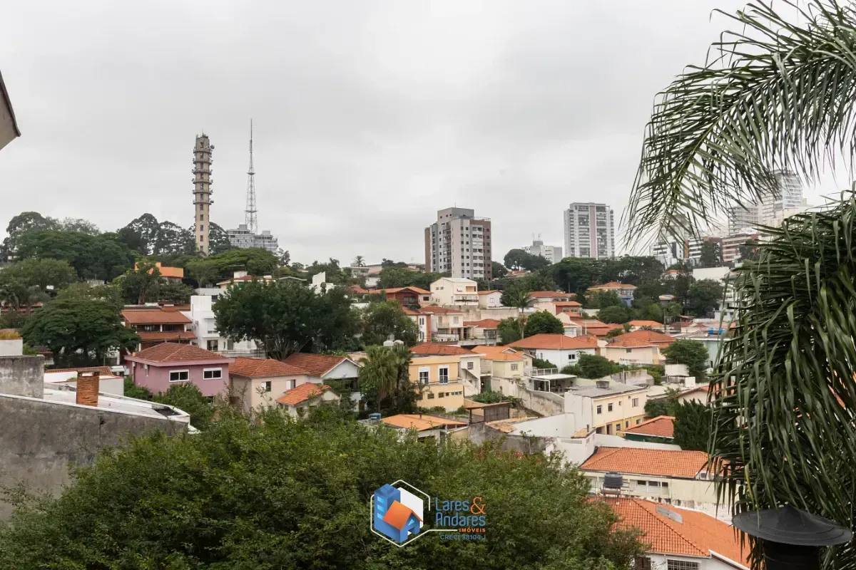 Imagem Sobrado para venda em Alto da Lapa com 3 quartos, sendo 1 suíte, 330m²