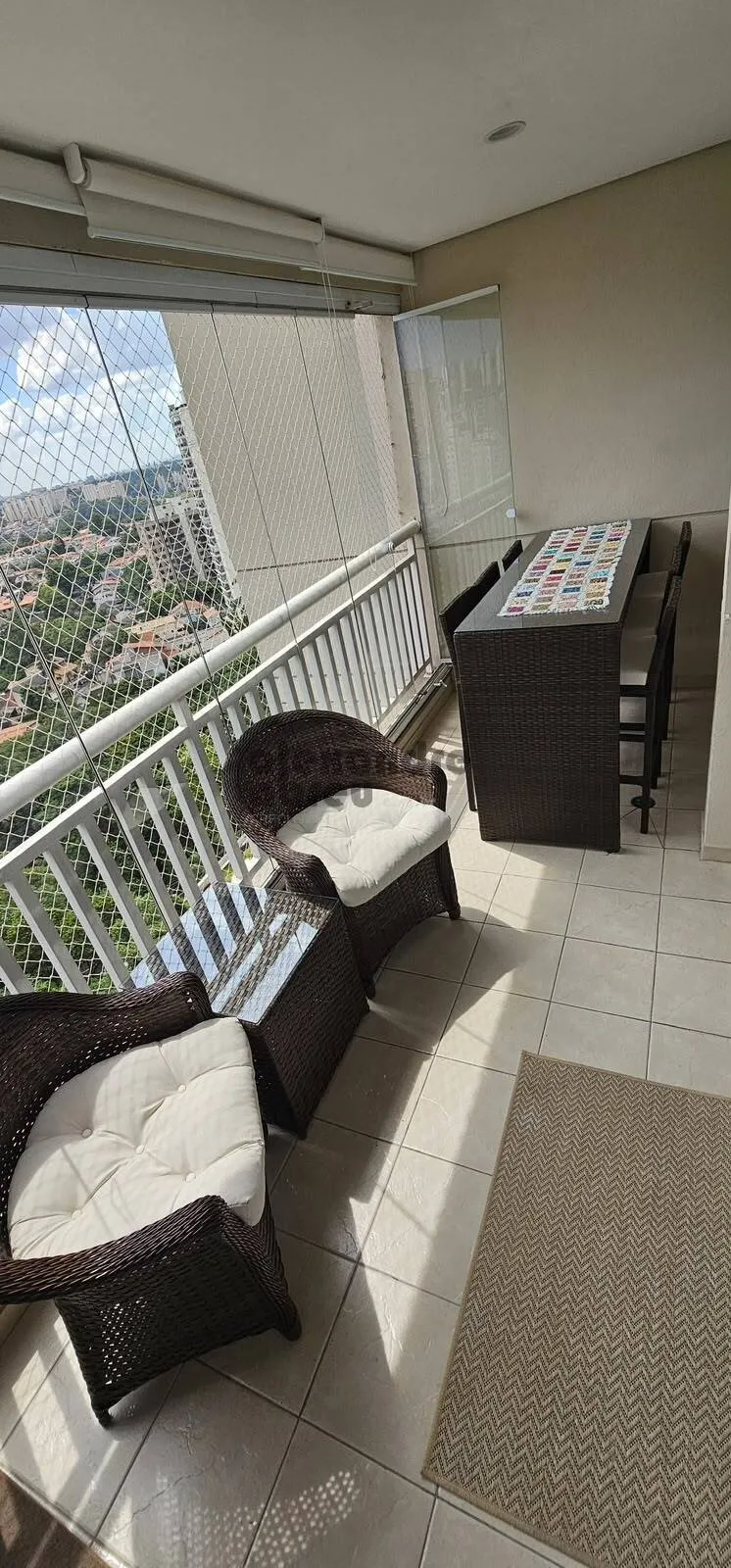 Imagem Apartamento a venda na região do portal do Morumbi, 3 suítes, 2 vagas.