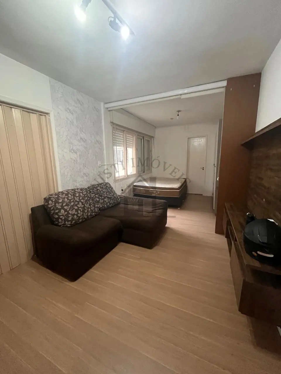 Imagem Apartamento 1 quarto para Venda no bairro Jardim Europa em Porto Alegre