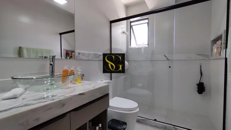 Imagem Casa para Venda em Teresópolis, Parque do Ingá, 3 dormitórios, 3 suítes, 5 banheiros, 2 vagas