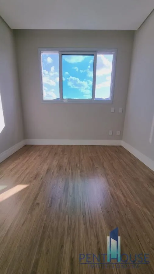 Imagem Apartamento Zona Central para Venda em Balneário Camboriú, CENTRO, 4 dormitórios, 2 suítes, 3 banheiros, 2 vagas