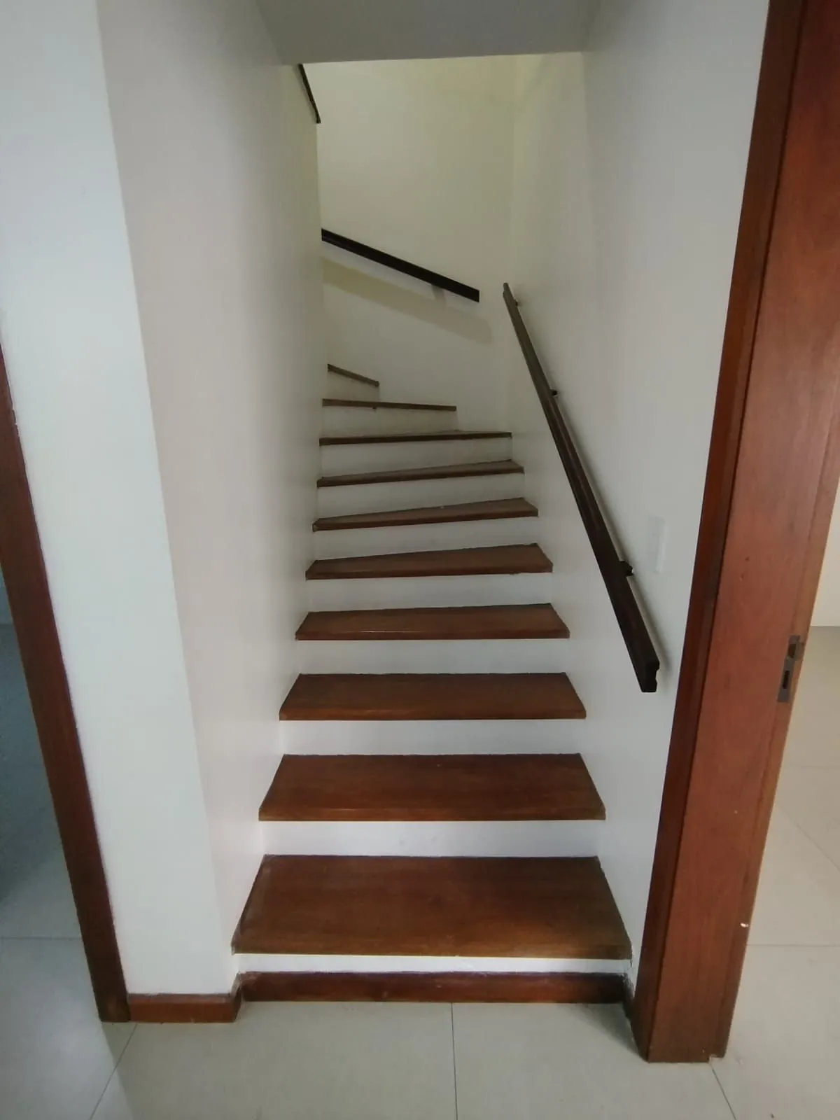 Imagem Casa com 03 quartos e 01 vaga no Bairro Cristal