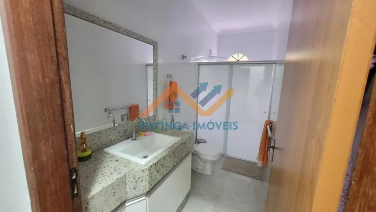 Imagem Casa com 4 quartos excelente localização no Canaã