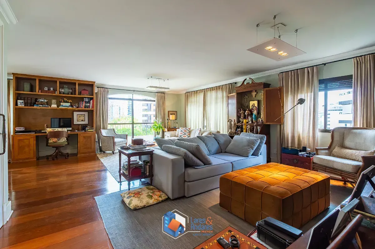 Imagem Apartamento para venda em Vila Uberabinha com 2 quartos, sendo 2 suítes, 171m²