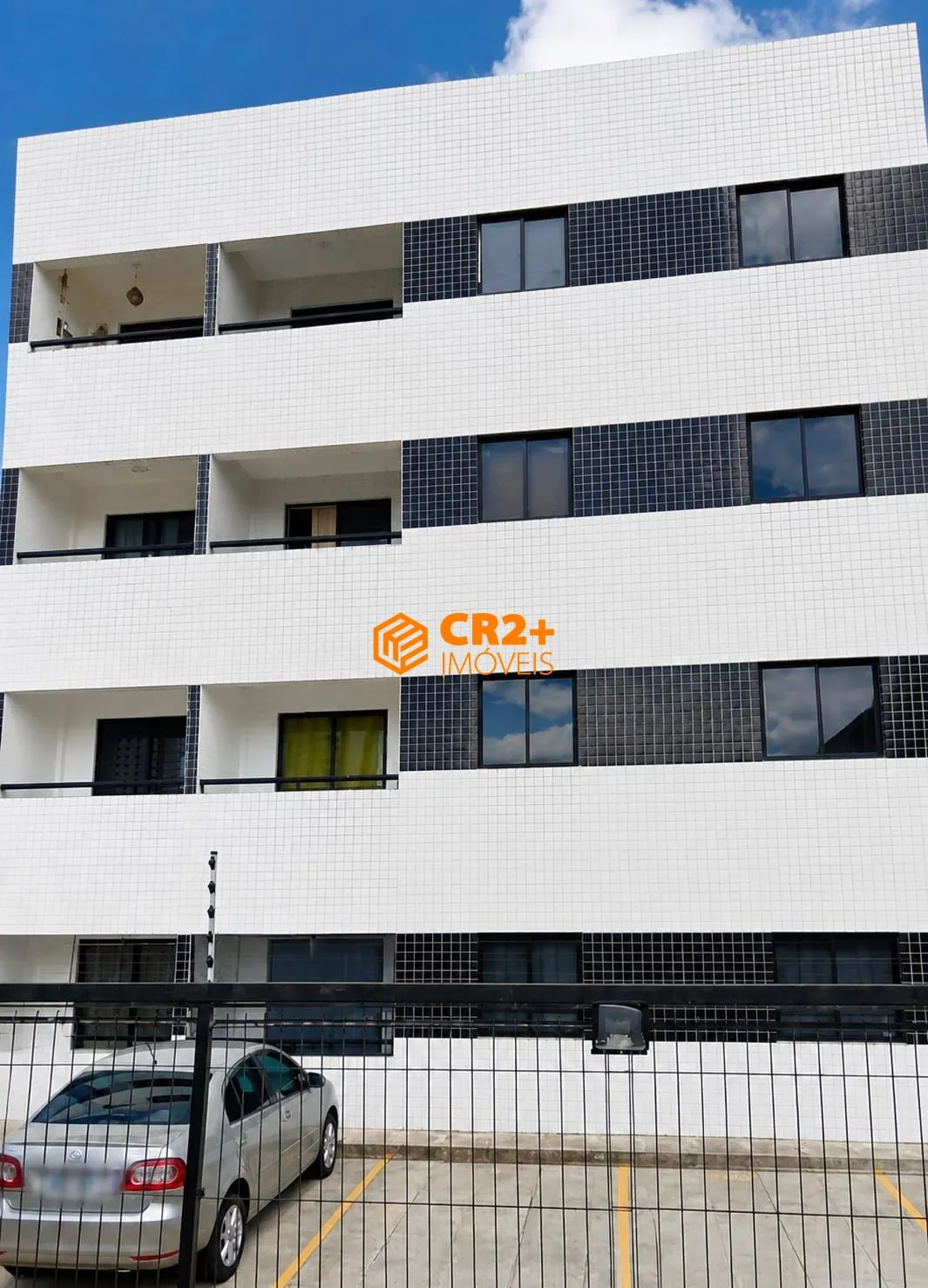 Imagem Apartamento térreo à venda - 59 m², 2 quartos e apenas 400 m do mar!