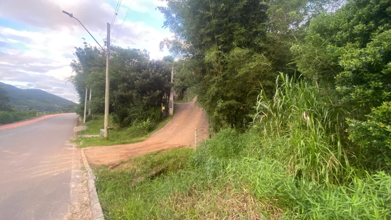 Imagem Oportunidade única: Terreno à venda em Garopaba-SC, Bairro Macacu, 1.000m² de área!