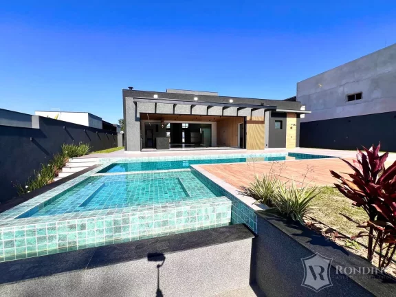 Imagem Casa T?(C)rrea Luxuosa, 4 suítes, piscina aquecida e espaço gourmet completo.