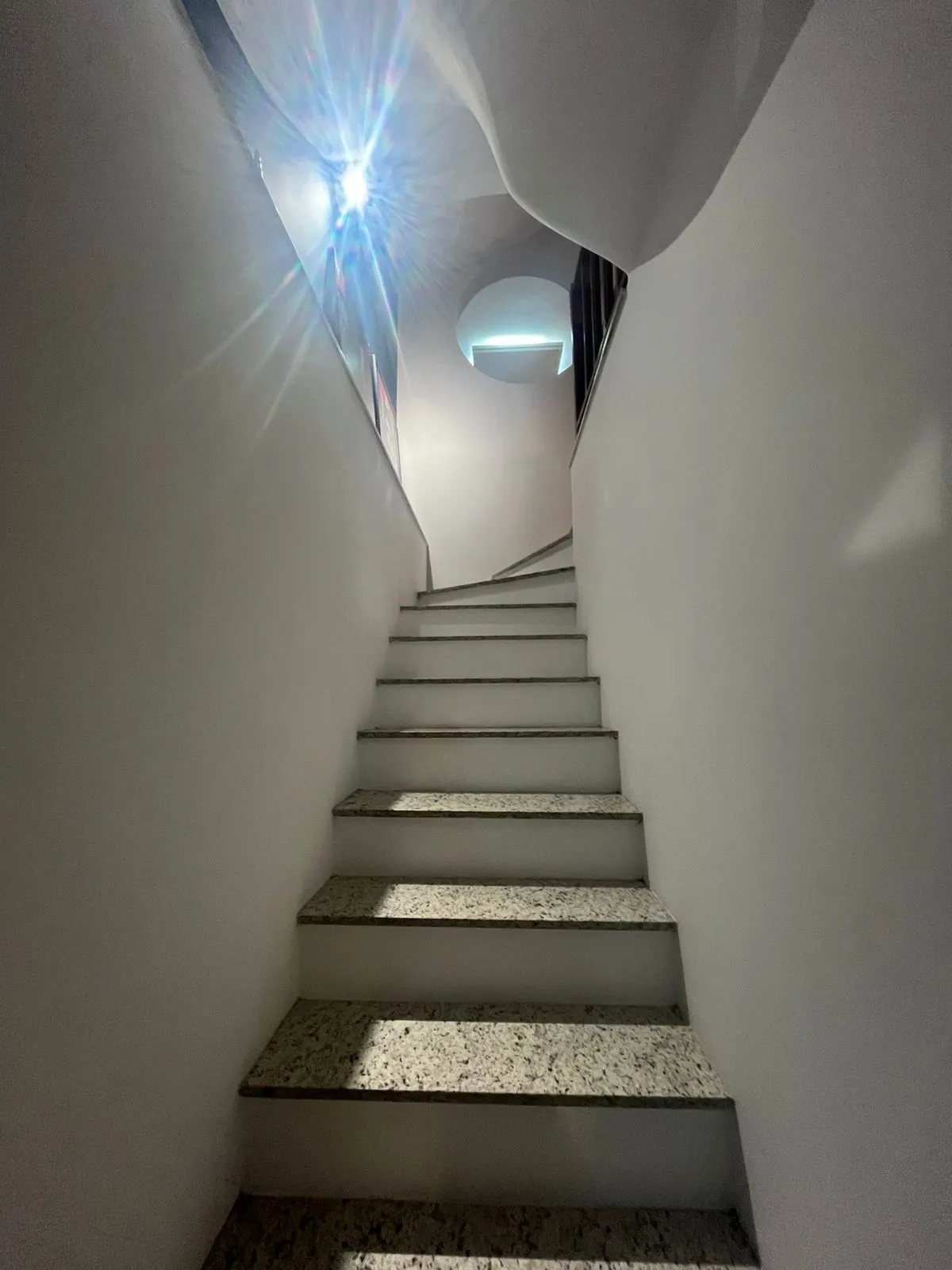 Imagem Casa ampla com tudo o que você e sua família precisam.