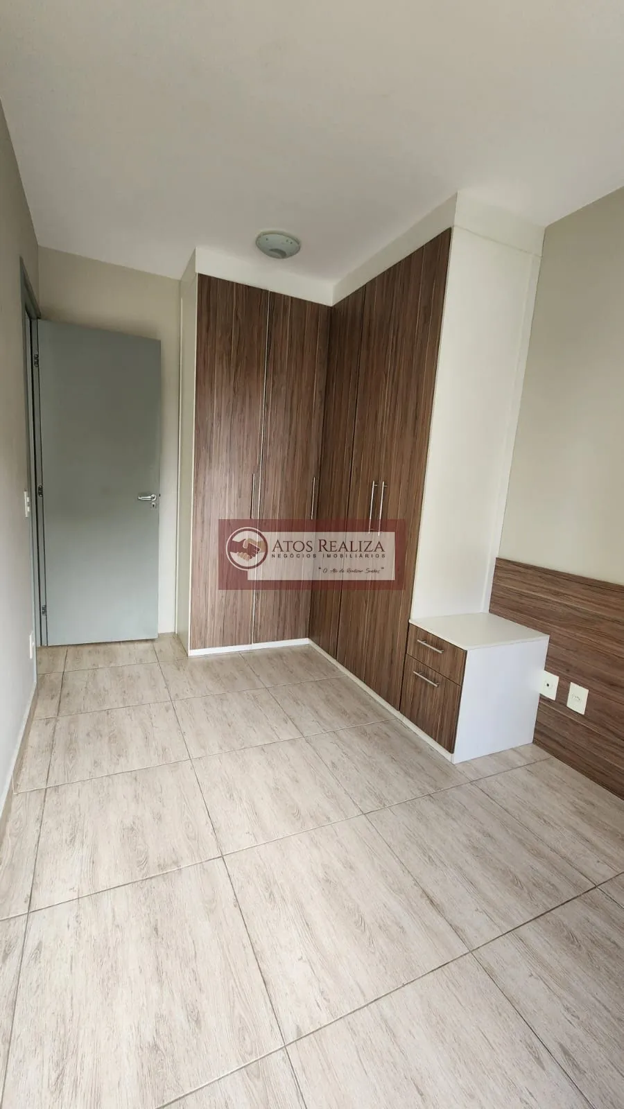 Imagem Vendo Grande OPORTUNIDADE na vila Andrade Morumbi - SP: Apartamento 2 dormitórios, sacada e Piscina, Venda por R$320.000.