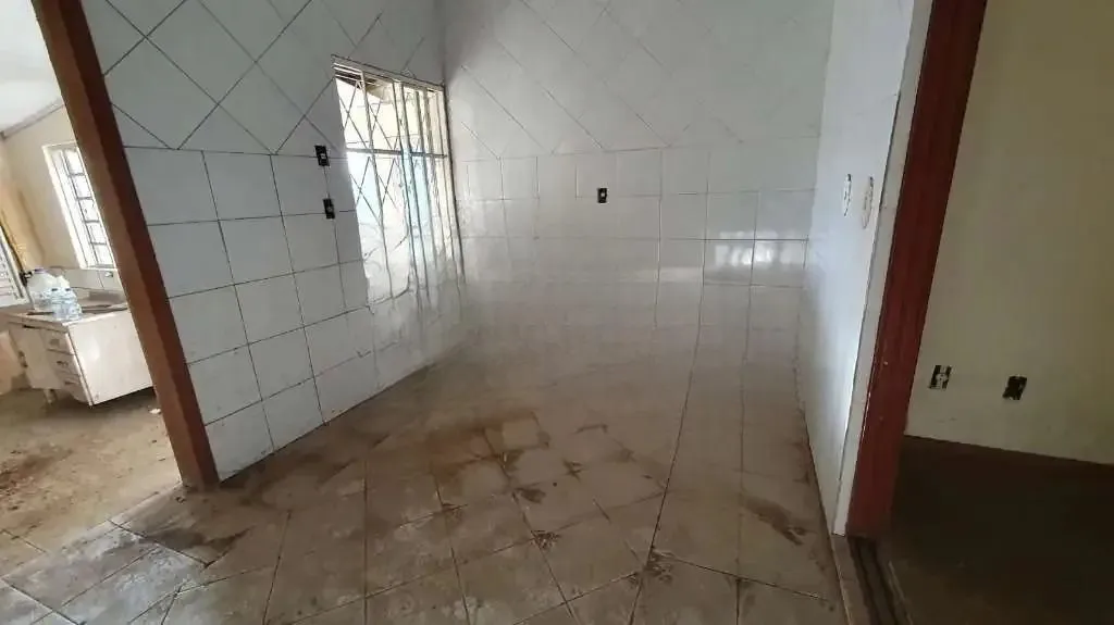 Imagem Casa a venda no Bairro Cristo Redentor / 1 Dorm.