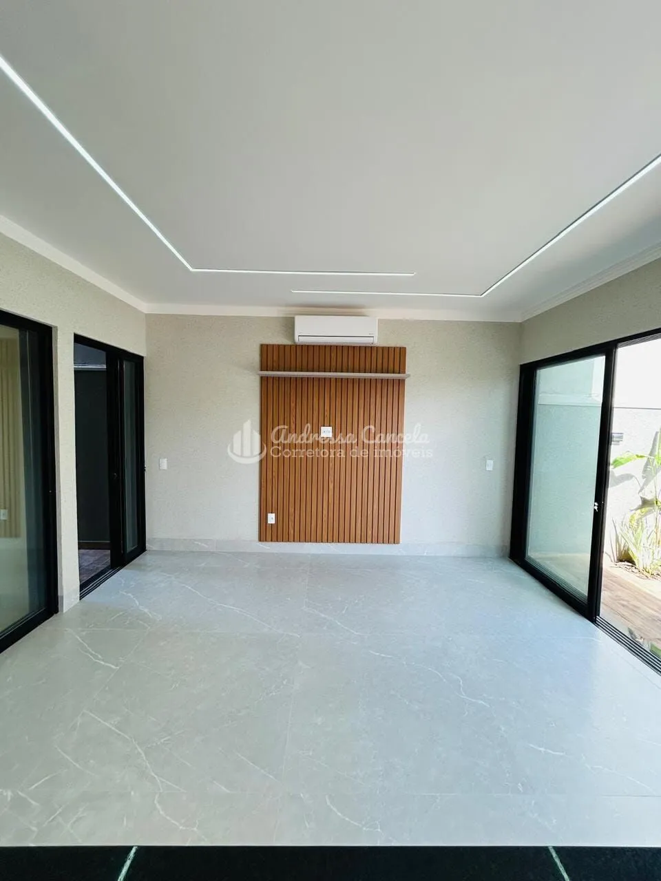 Imagem Village Provence - Casa a venda no condomínio Village Provence (EUROPARK I) - R$ 1.450.000